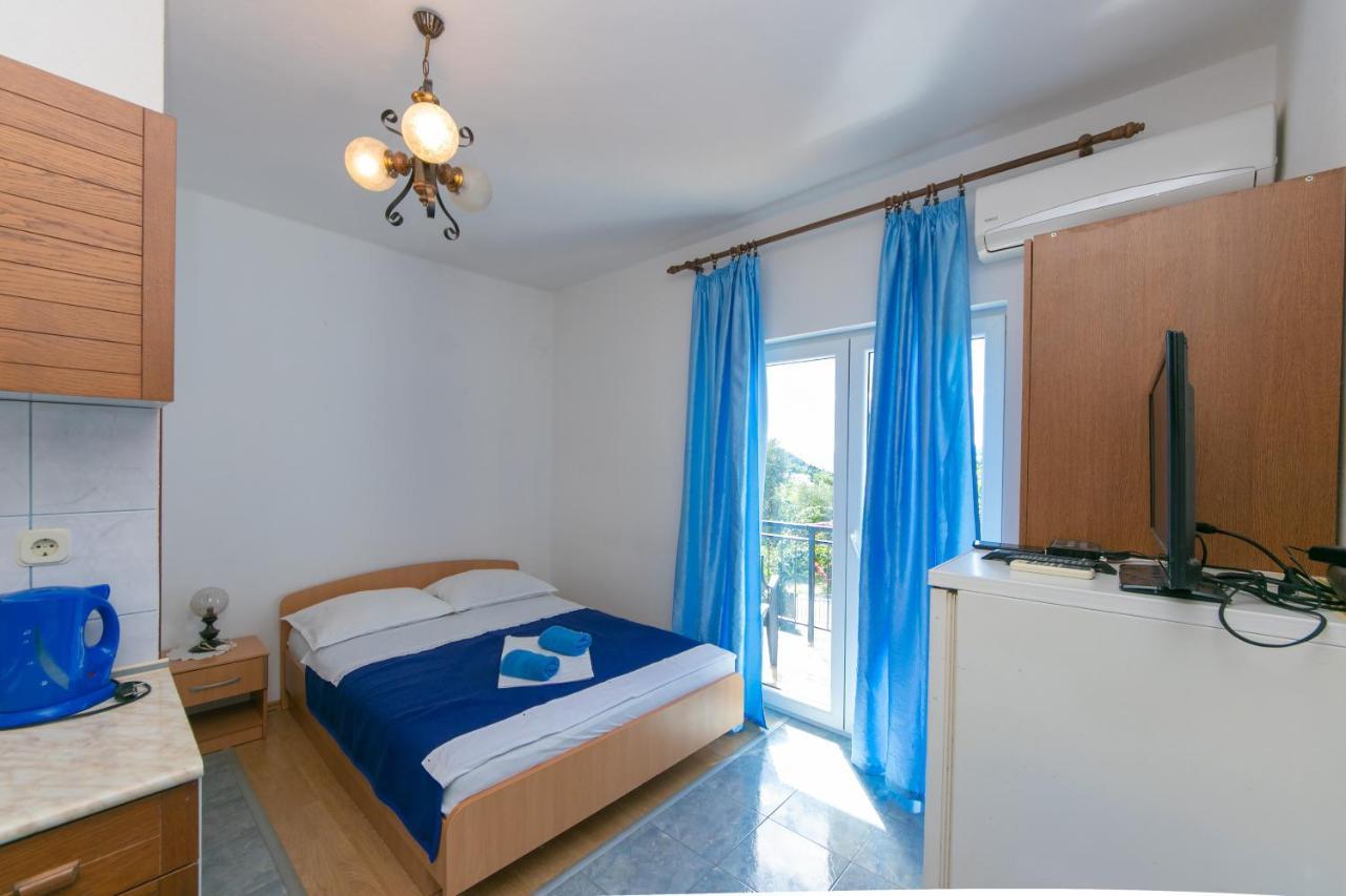 Apartments With A Parking Space Gradac, Makarska - 14708 Exterior foto